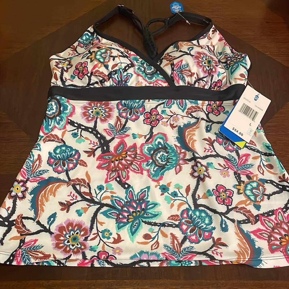 FREE COUNTRY NWT SWIMWEAR TOP SIZE LARGE